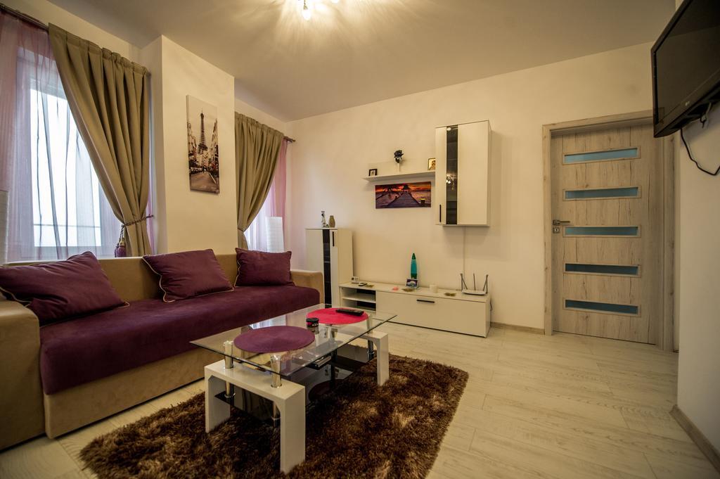 Apartament Criss Lotus 马马亚 外观 照片
