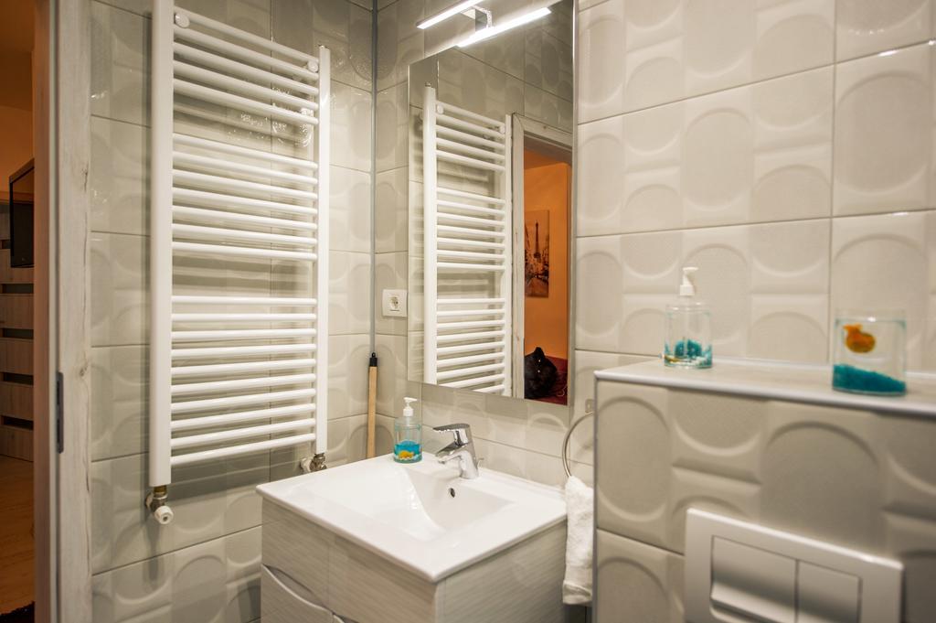 Apartament Criss Lotus 马马亚 外观 照片